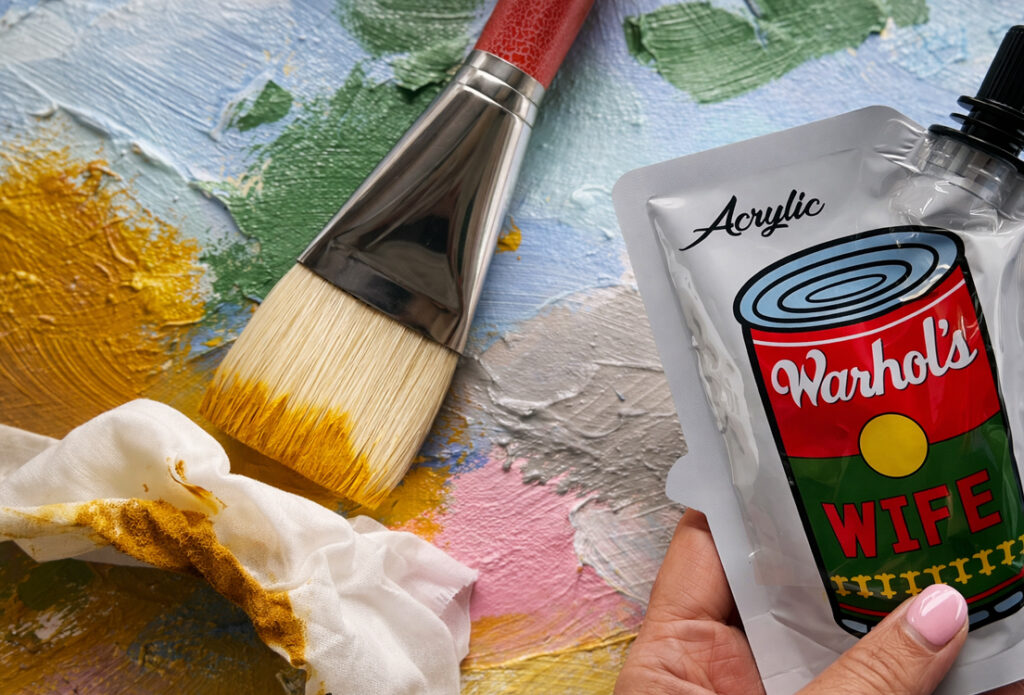 Flat Hog Bristle Paint Brush Wiping Paint away